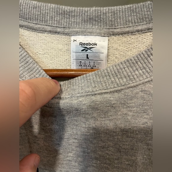 Reebok Classic crewneck sweatshirt - Picture 2 of 2